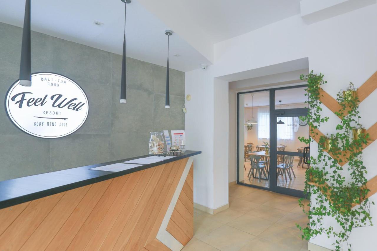 Osrodek Wypoczynkowy Balt-Tur Feel Well Resort Jastrzebia Gora Exterior photo